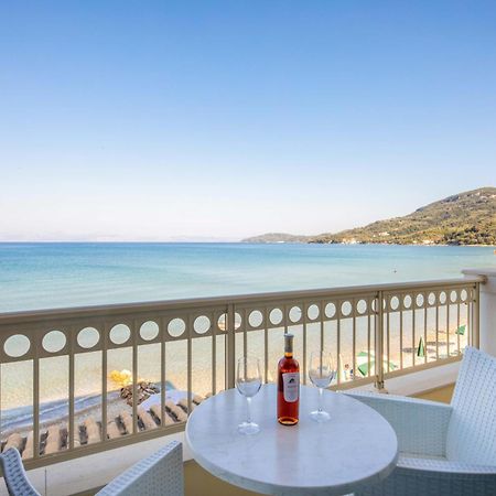 Hotel Rossis Mesongí Екстериор снимка