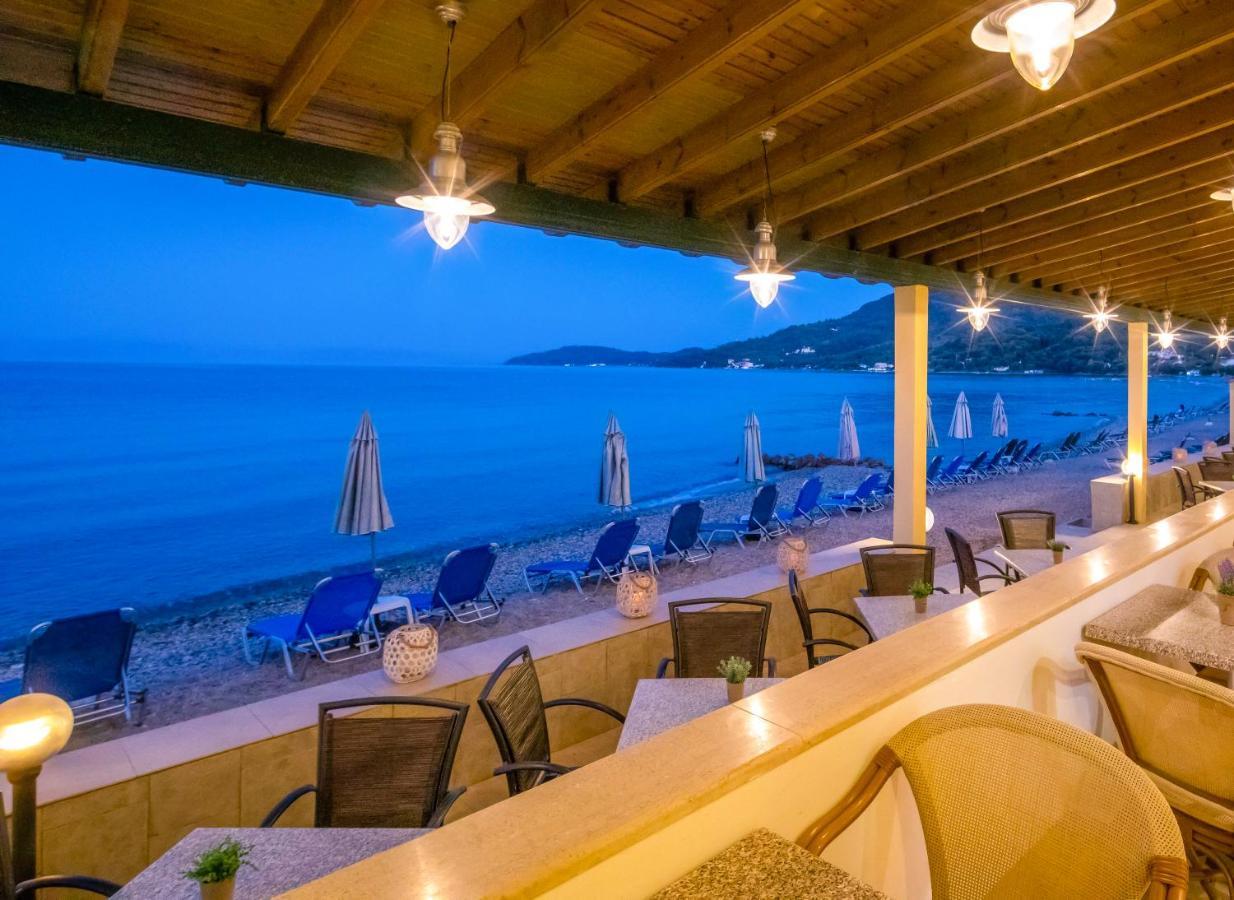 Hotel Rossis Mesongí Екстериор снимка