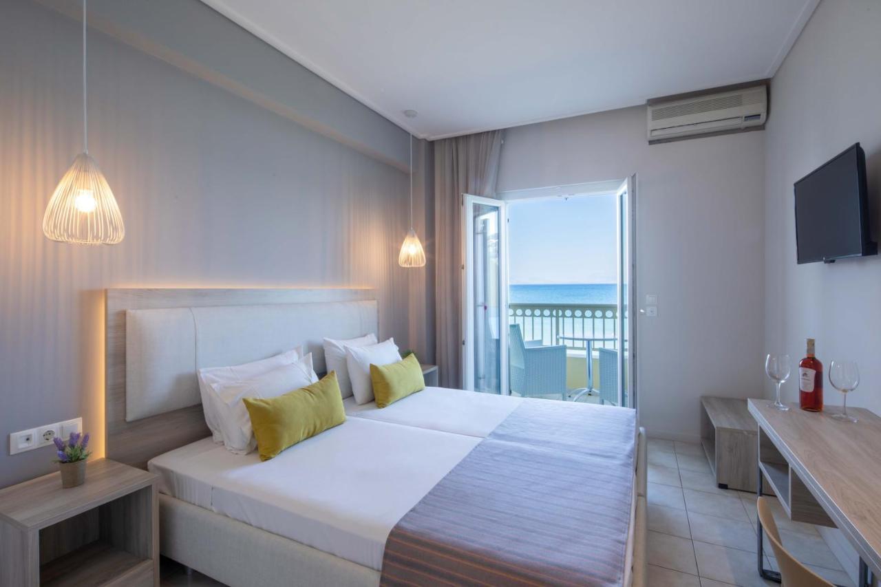 Hotel Rossis Mesongí Екстериор снимка